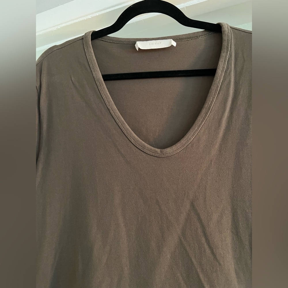 So Elly Women's V-Neck T-Shirt in Olive Green - Picture 4 of 7